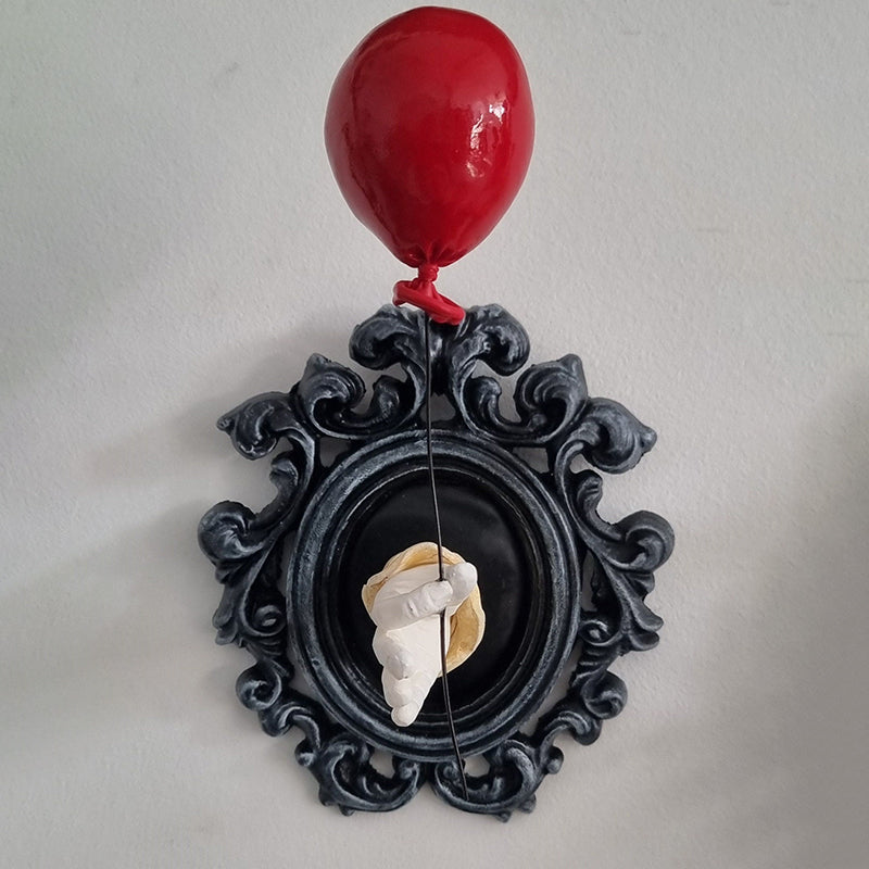 🎈PENNYWISE FRAME- Home Spooky Decor