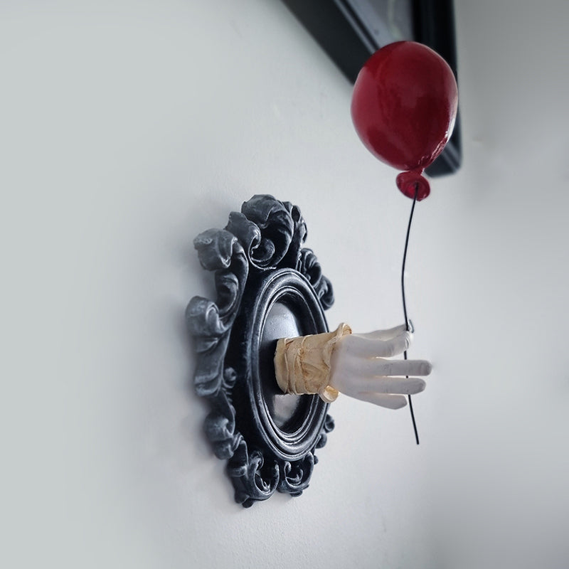 🎈PENNYWISE FRAME- Home Spooky Decor